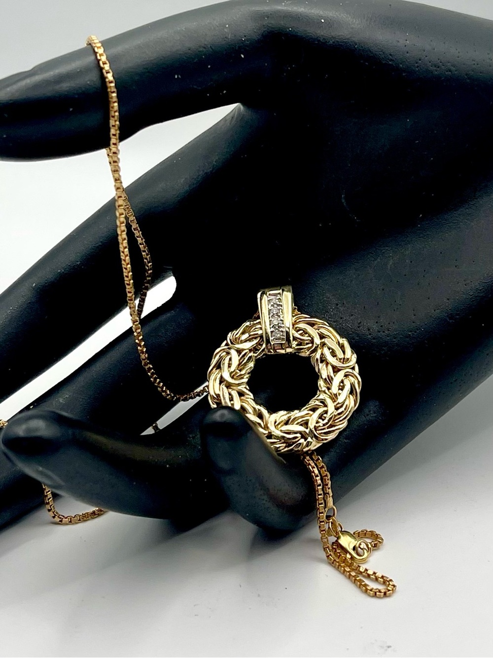 AK Atasay Kuyumculuk Turkey 14K Yellow Gold Byzantine Circle Pendant Necklace Es - Picture 2 of 16